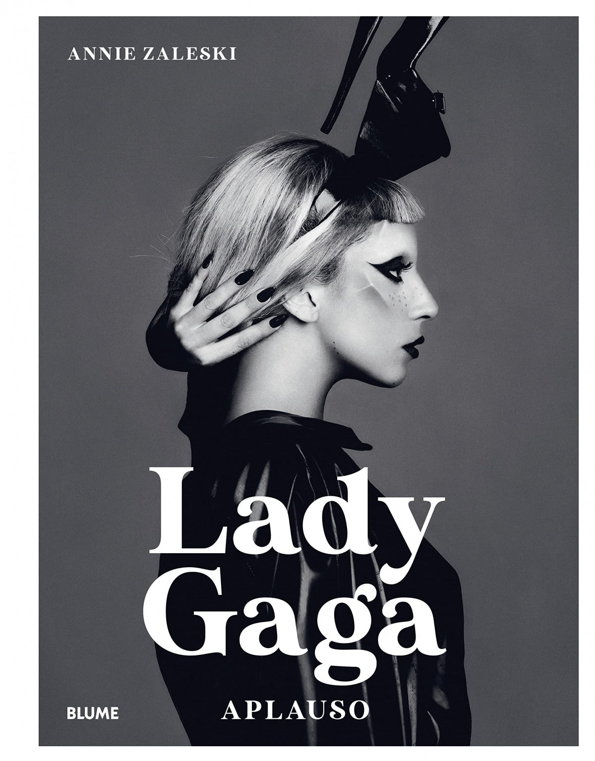 LADY GAGA: APLAUSO - Plastic Books