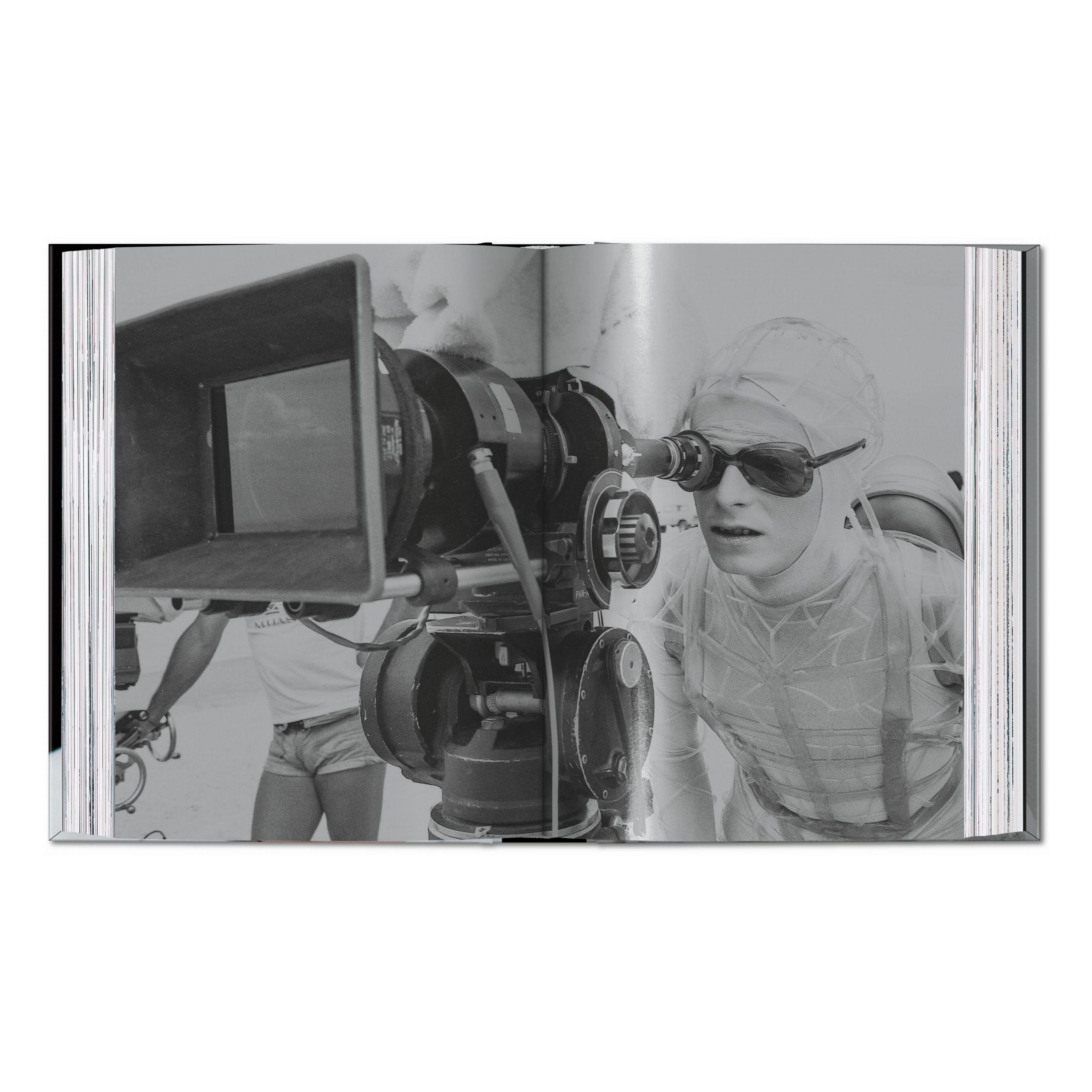 DAVID BOWIE. The Man Who Fell to Earth - Plastic Books