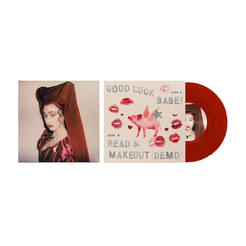 Vinilo single rojo de Chappell Roan con portada de la artista y un cerdo alado.