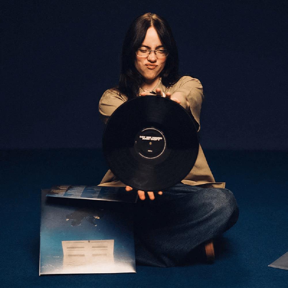 Billie Eilish – Hit Me Hard & Soft (Vinilo Negro) - Plastic Books