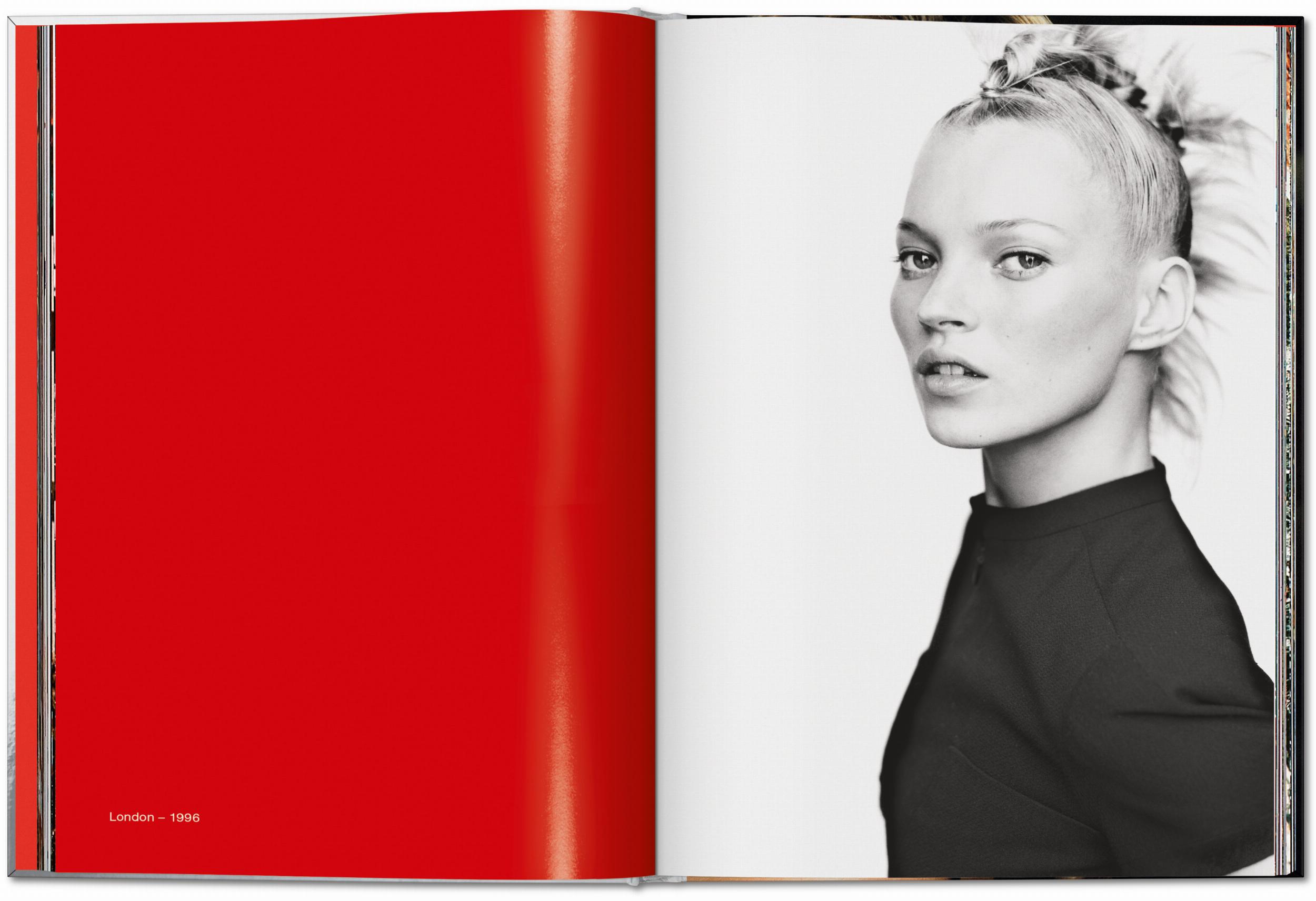 Kate Moss by Mario Testino – Plastic Books