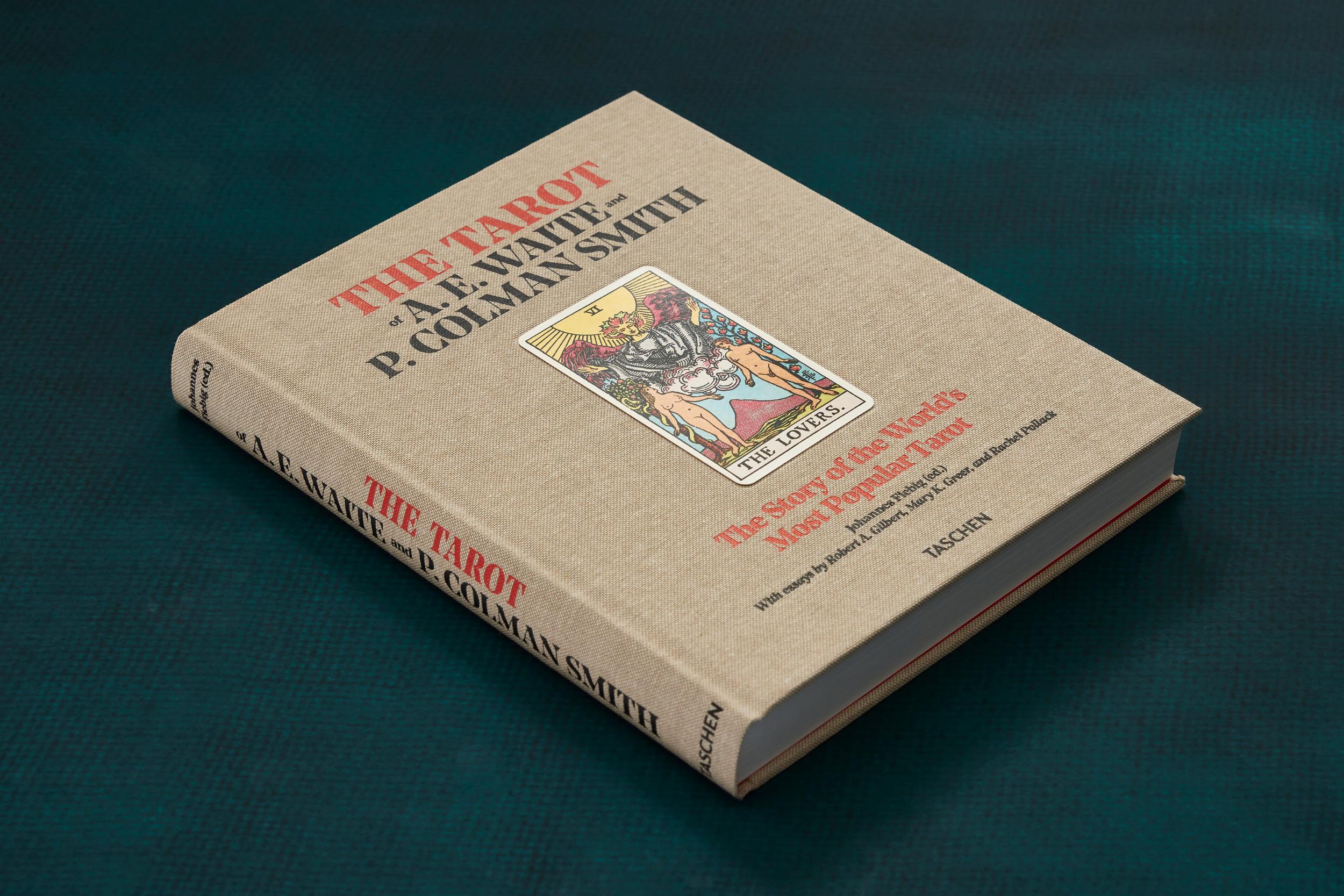 El Tarot de A․E․ Waite y P․ Colman Smith – Plastic Books