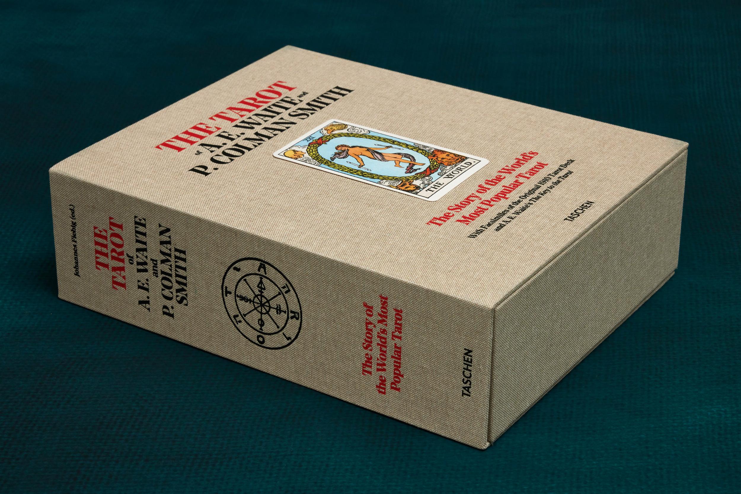 El Tarot de A․E․ Waite y P․ Colman Smith – Plastic Books