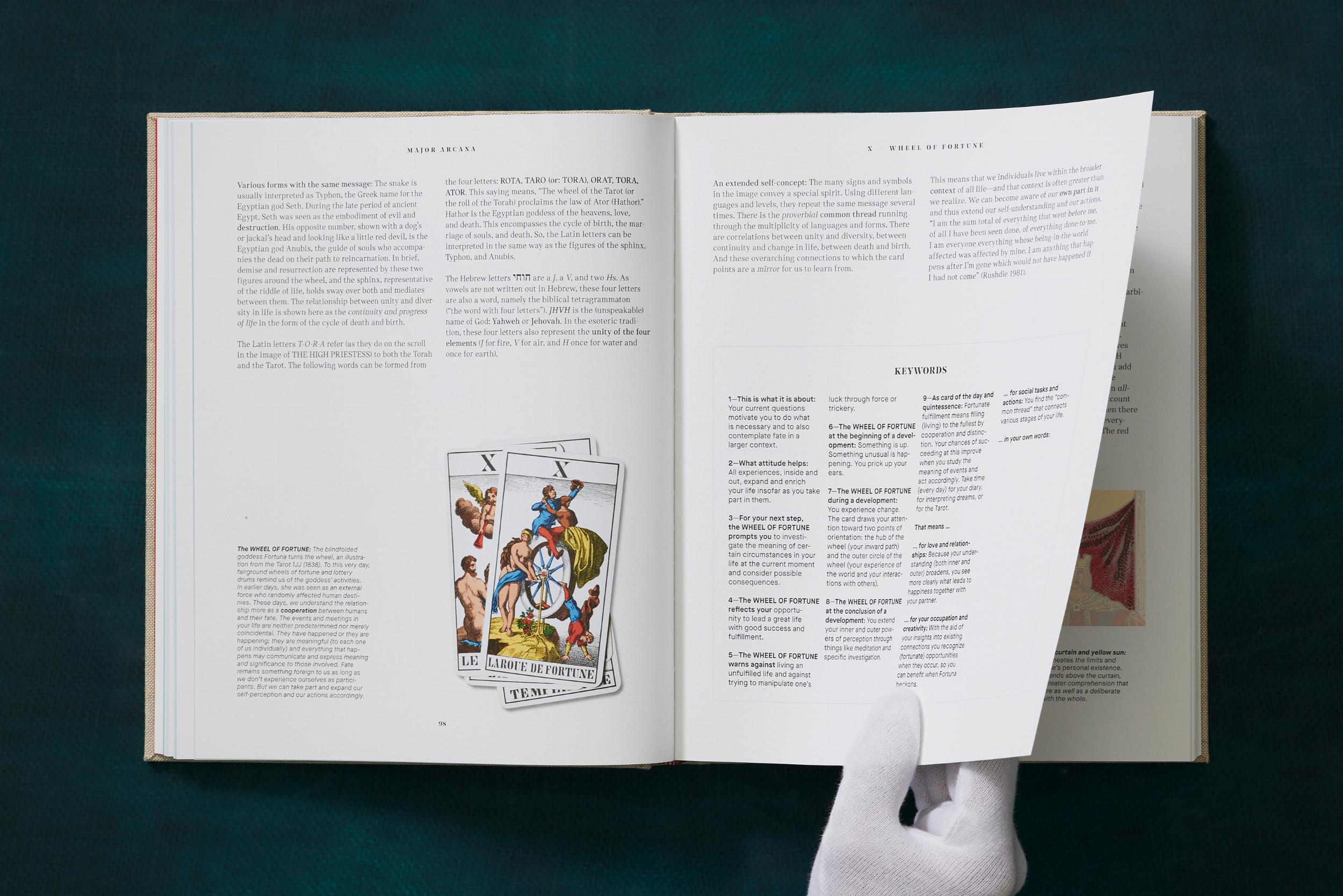 El Tarot de A․E․ Waite y P․ Colman Smith – Plastic Books