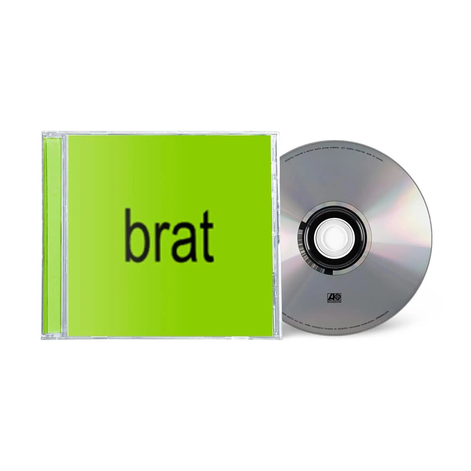 Un CD de Charli XCX "Brat" con una portada verde lima y el disco plateado.