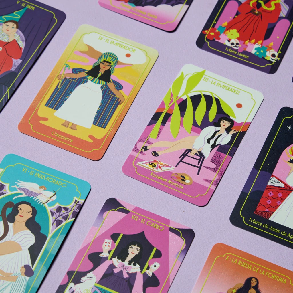MISTICAS TAROT: Brujas, diosas y ocultistas (Baraja Tarot) – Plastic Books