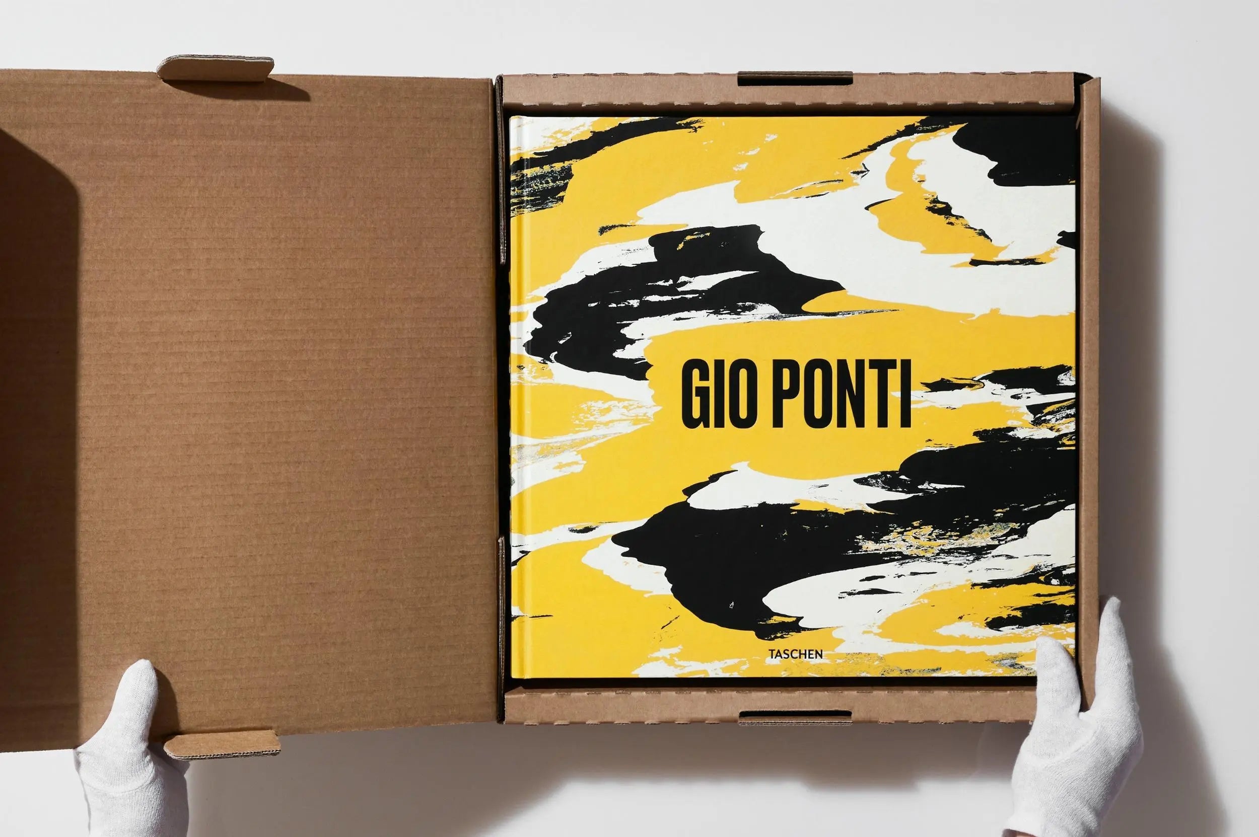 Gio Ponti – Monografía XXL  Plastic Books